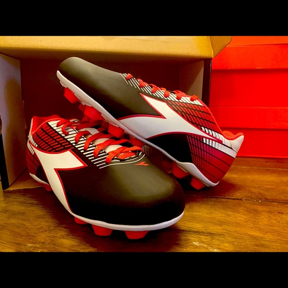 Diadora Other - Woman cleats